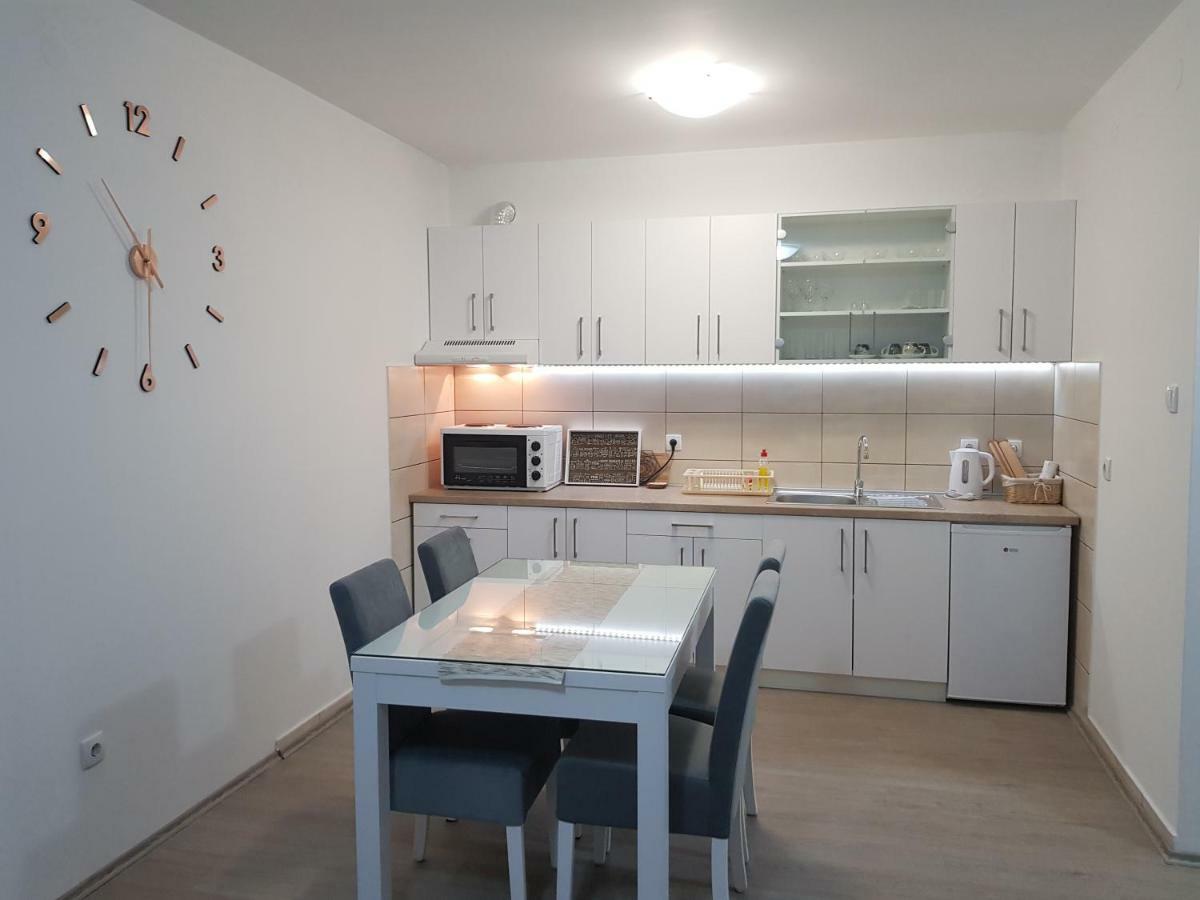 Apartment Gea 18 Novi Sad Dış mekan fotoğraf