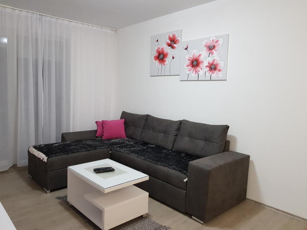 Apartment Gea 18 Novi Sad Dış mekan fotoğraf