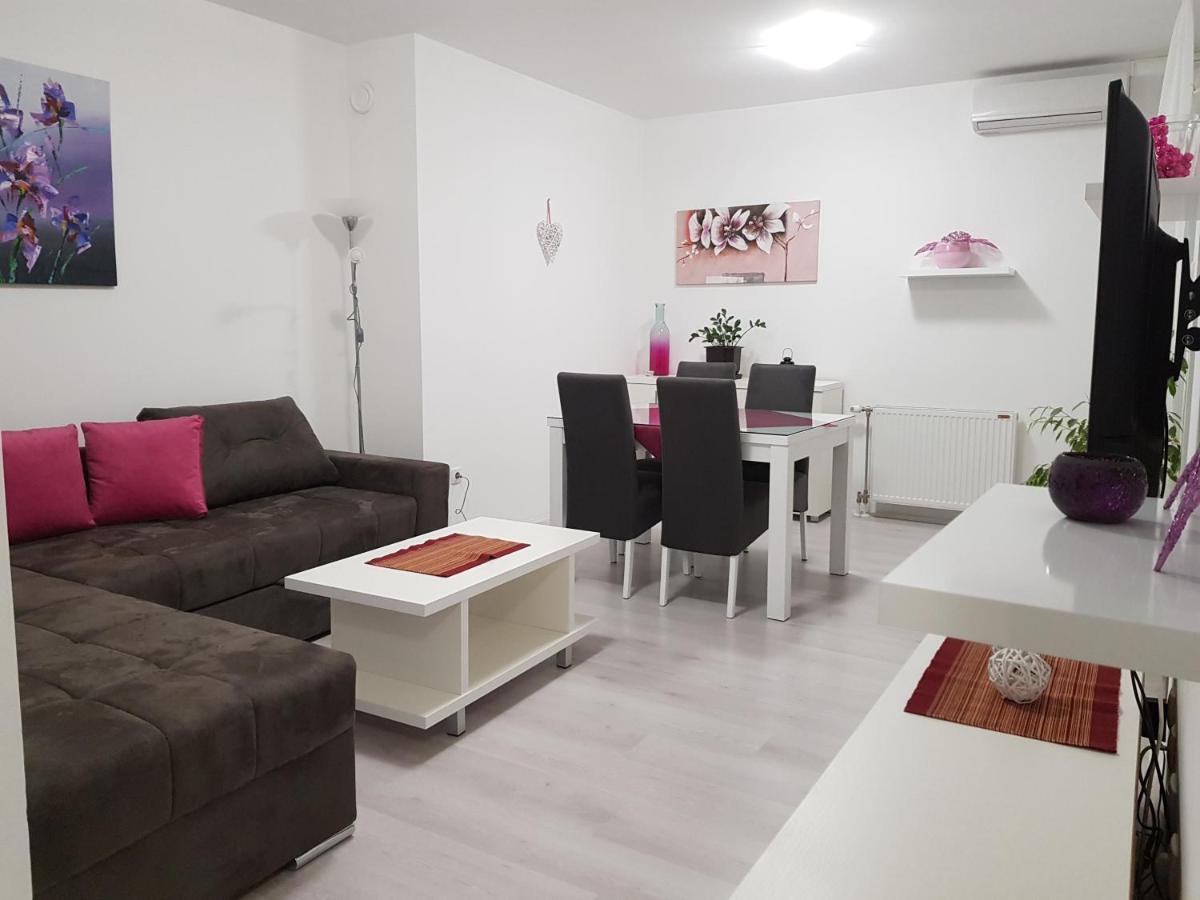 Apartment Gea 18 Novi Sad Oda fotoğraf