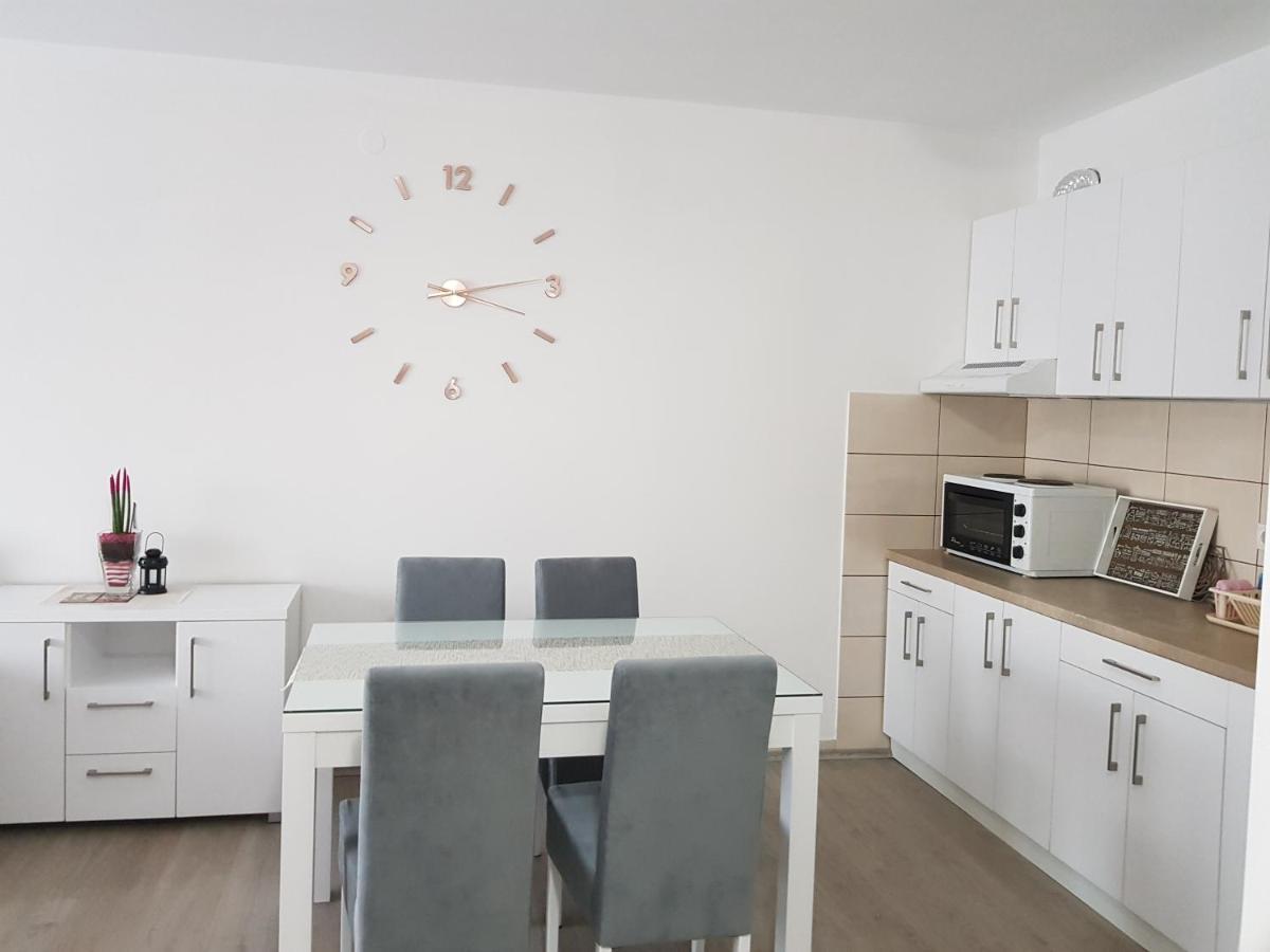 Apartment Gea 18 Novi Sad Dış mekan fotoğraf